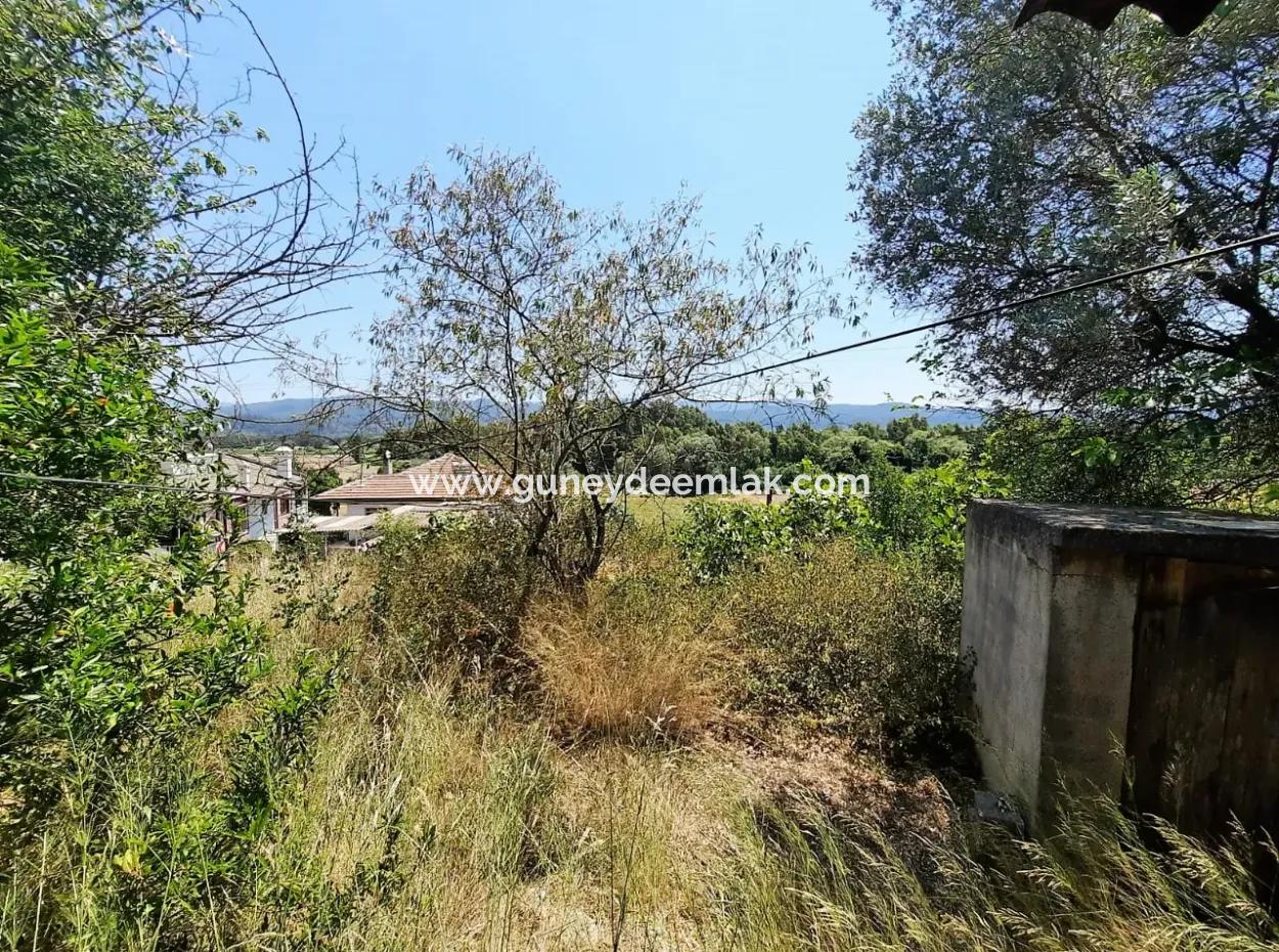 725 M2 Zoning Land Und Dorfhaus Zu Verkaufen In Mugla Ula Ataköy