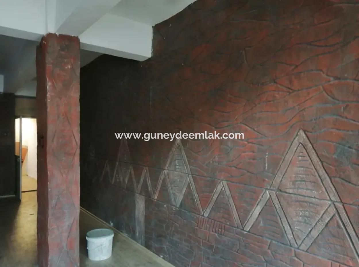 Oriya Auch Business Rental, 150 M2