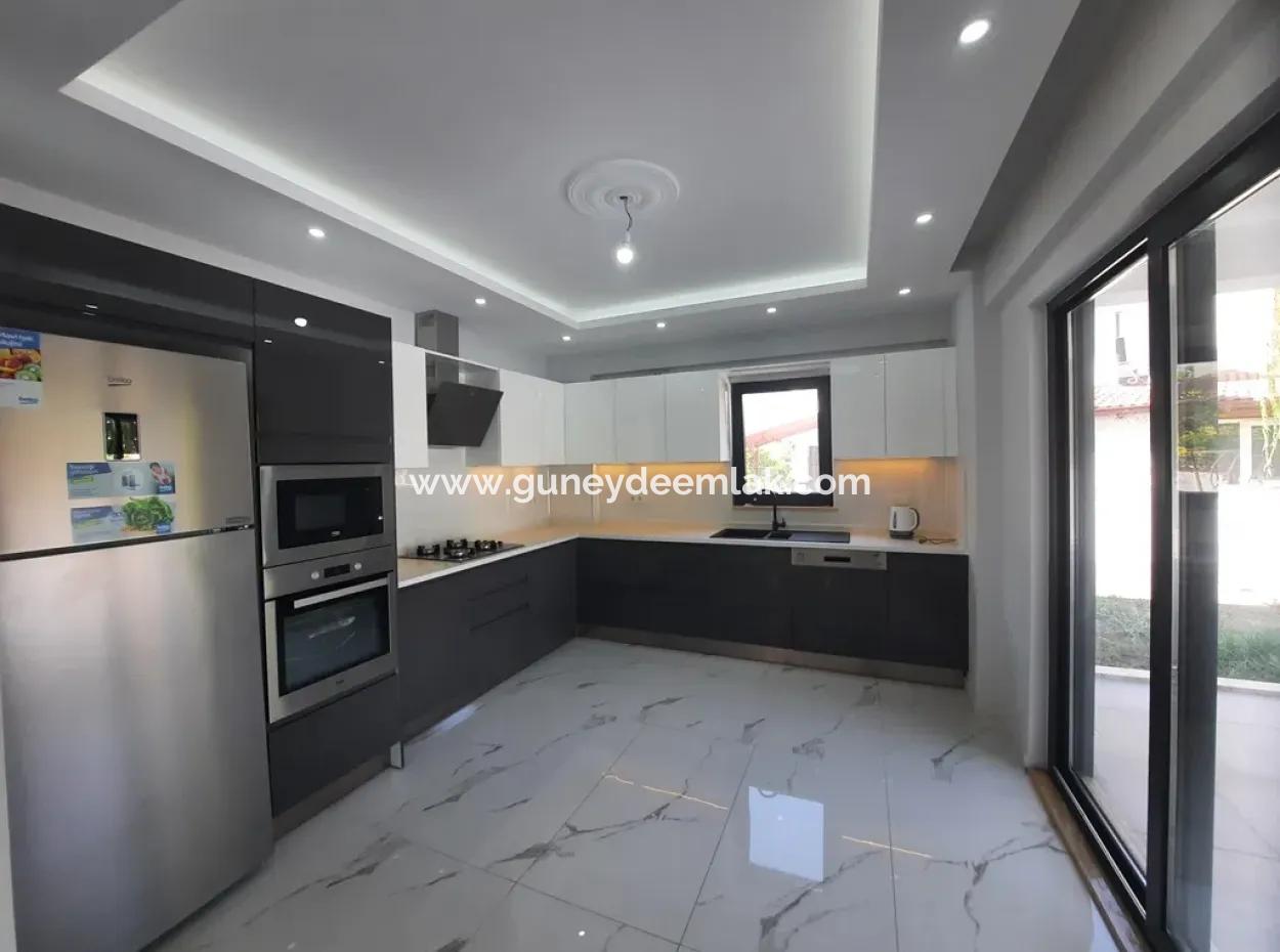 Mugla Dalyan 520 M2 Grundstück 230 M2 5+ 1 Ultra Luxusvilla Zum Verkauf