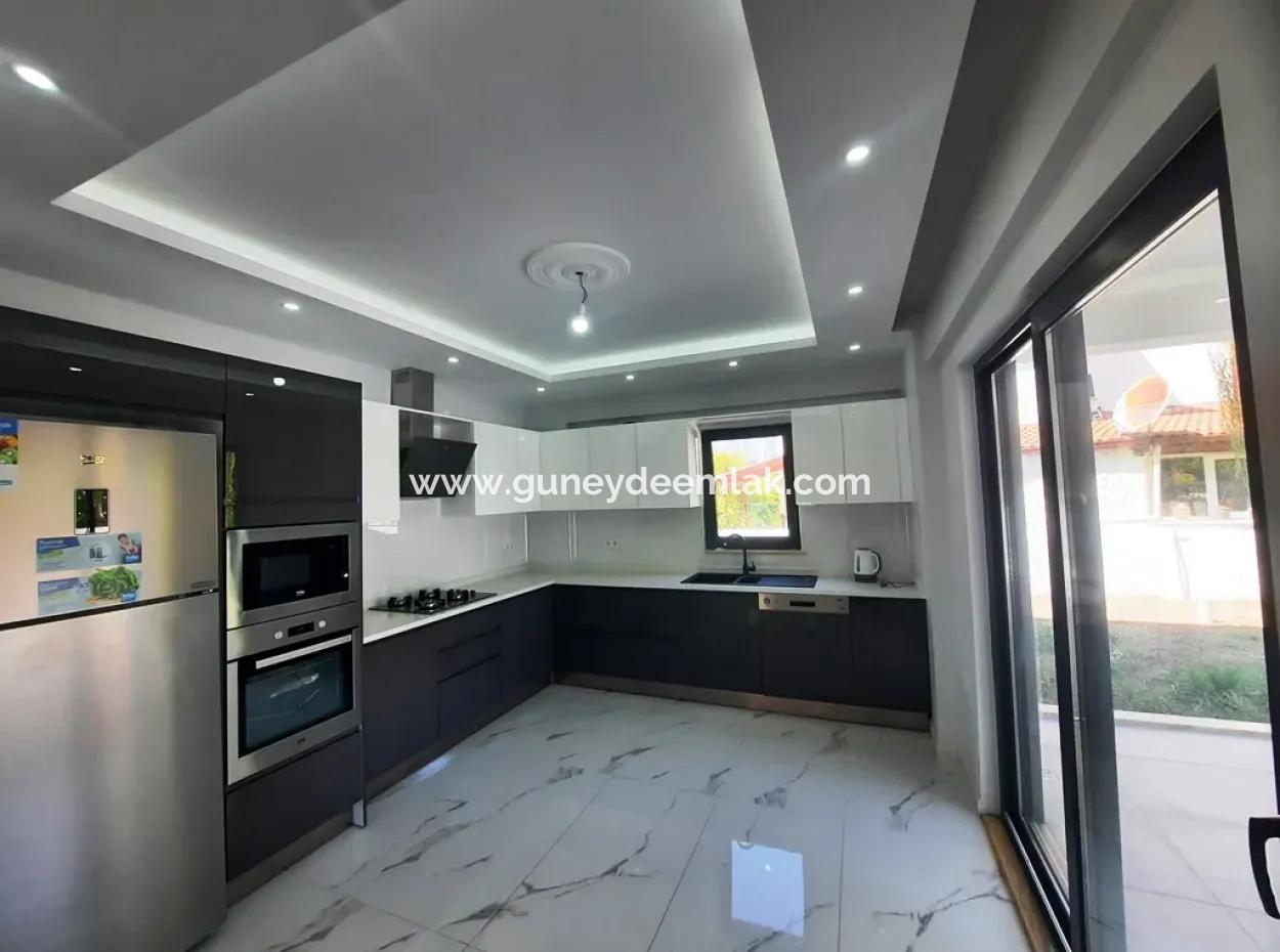 Mugla Dalyan 520 M2 Grundstück 230 M2 5+ 1 Ultra Luxusvilla Zum Verkauf