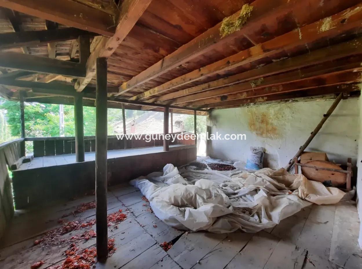 Beyağaç Sazak Ta 3 250 M2 Land Dorfhaus Und Scheune Zu Verkaufen