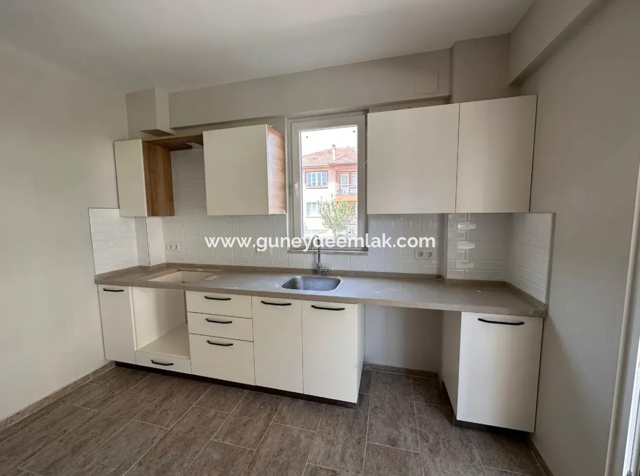 Ortaca Da 2 1 Schwimmbad Null Gartengeschoss Wohnung Zu Verkaufen