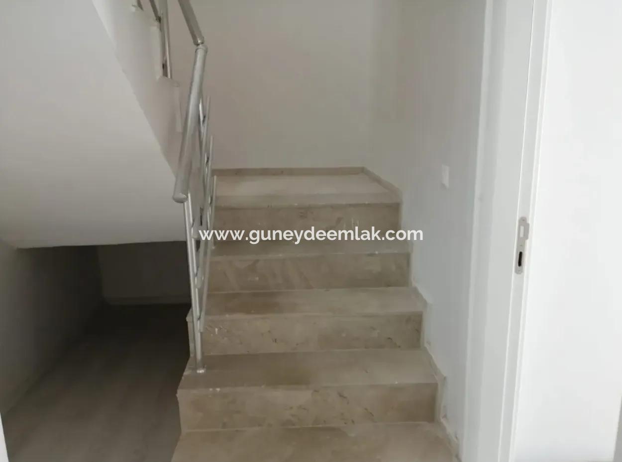 Duplex-Penthouse Zum Verkauf In Oriya Null