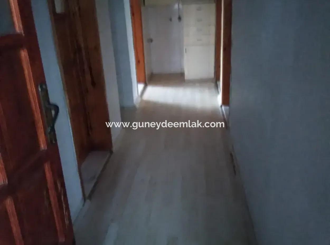 Ortaca Cumhuriyet Mah. 3-Stöckiges Haus Komplett Zum Verkauf Auf 357 M2 Grundstück