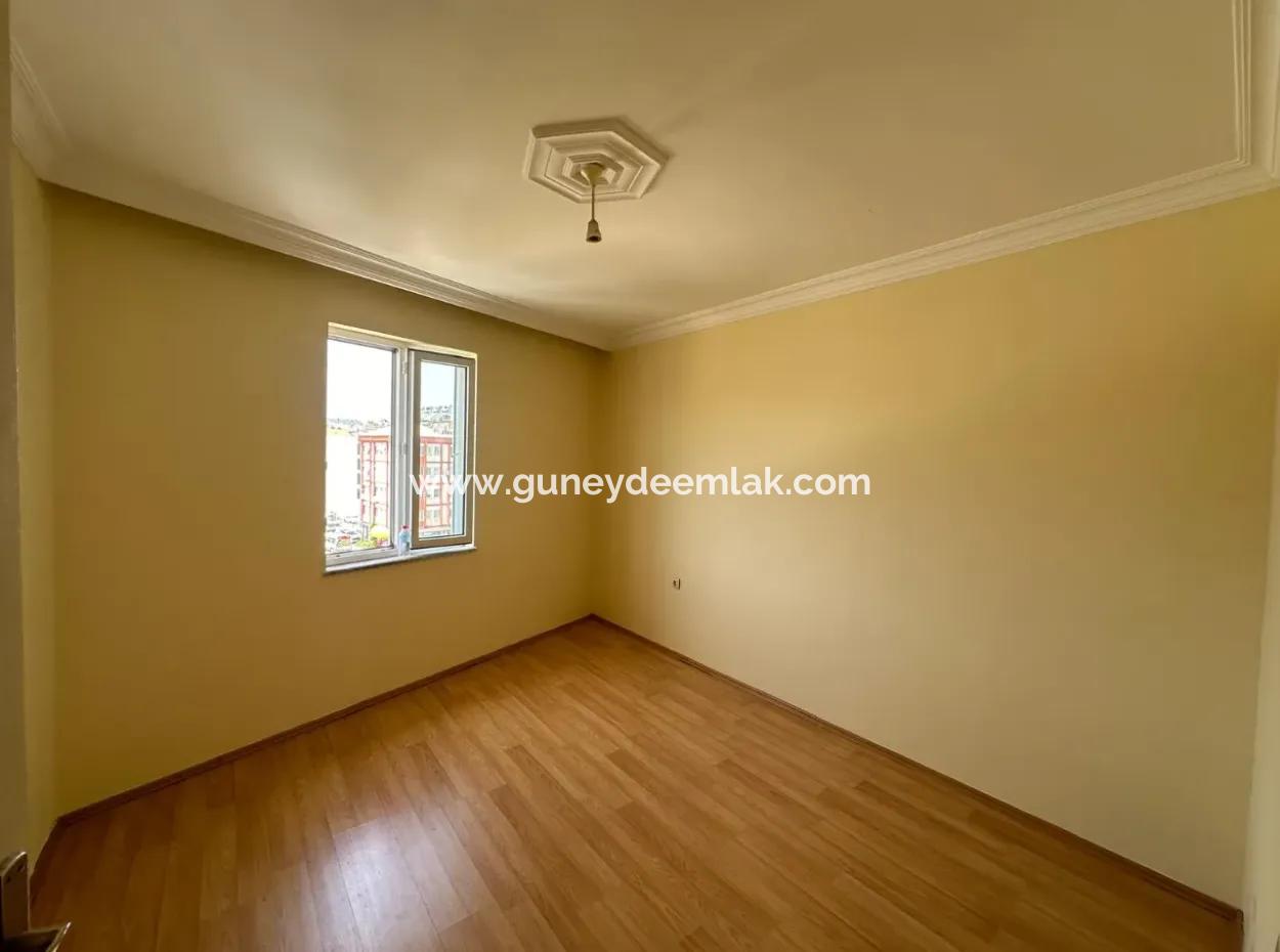 100 M2, 2 1 Wohnung Zu Verkaufen In Ortaca Zentrum