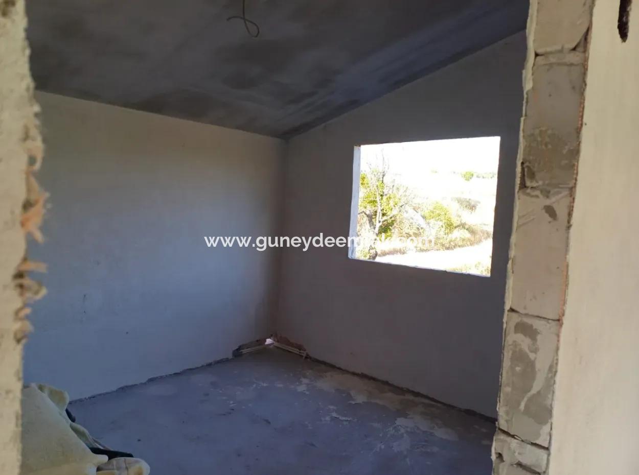 Wohnungen In 2 Einfamilienhäusern 56 56 Auf 200 M2 Grundstück In Çameli Cumaalani Zum Dringenden Verkauf