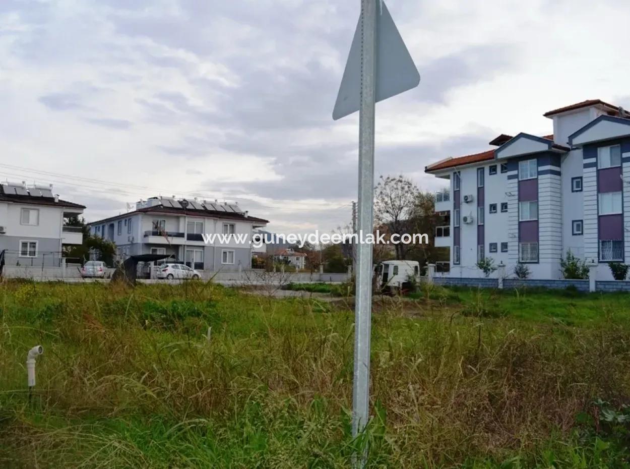 Oriya Cumhuriyet Mah. Entsprechende Plots Tun Ist Sata Zum Verkauf