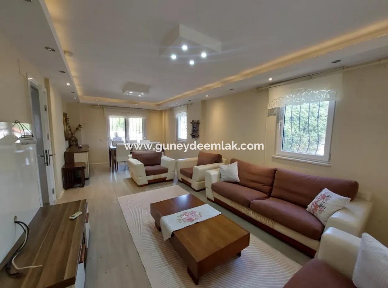 Muğla Dalyanda Luxusvilla Mit Pool, Geeignet Für Geschäftsreisende Zu Vermieten