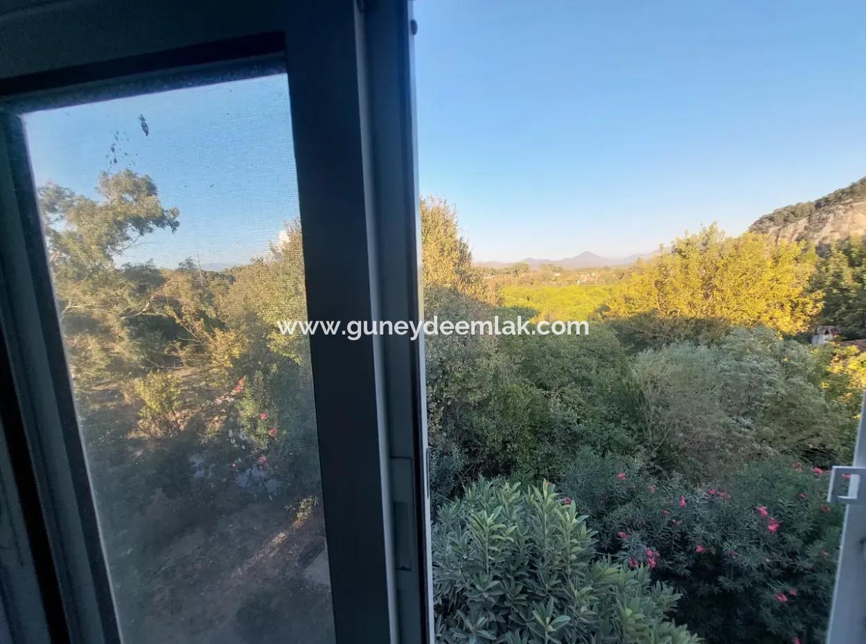 1 1 Möblierte Penthouse-Wohnung Zu Vermieten In Ortaca Okçular Marmarlı