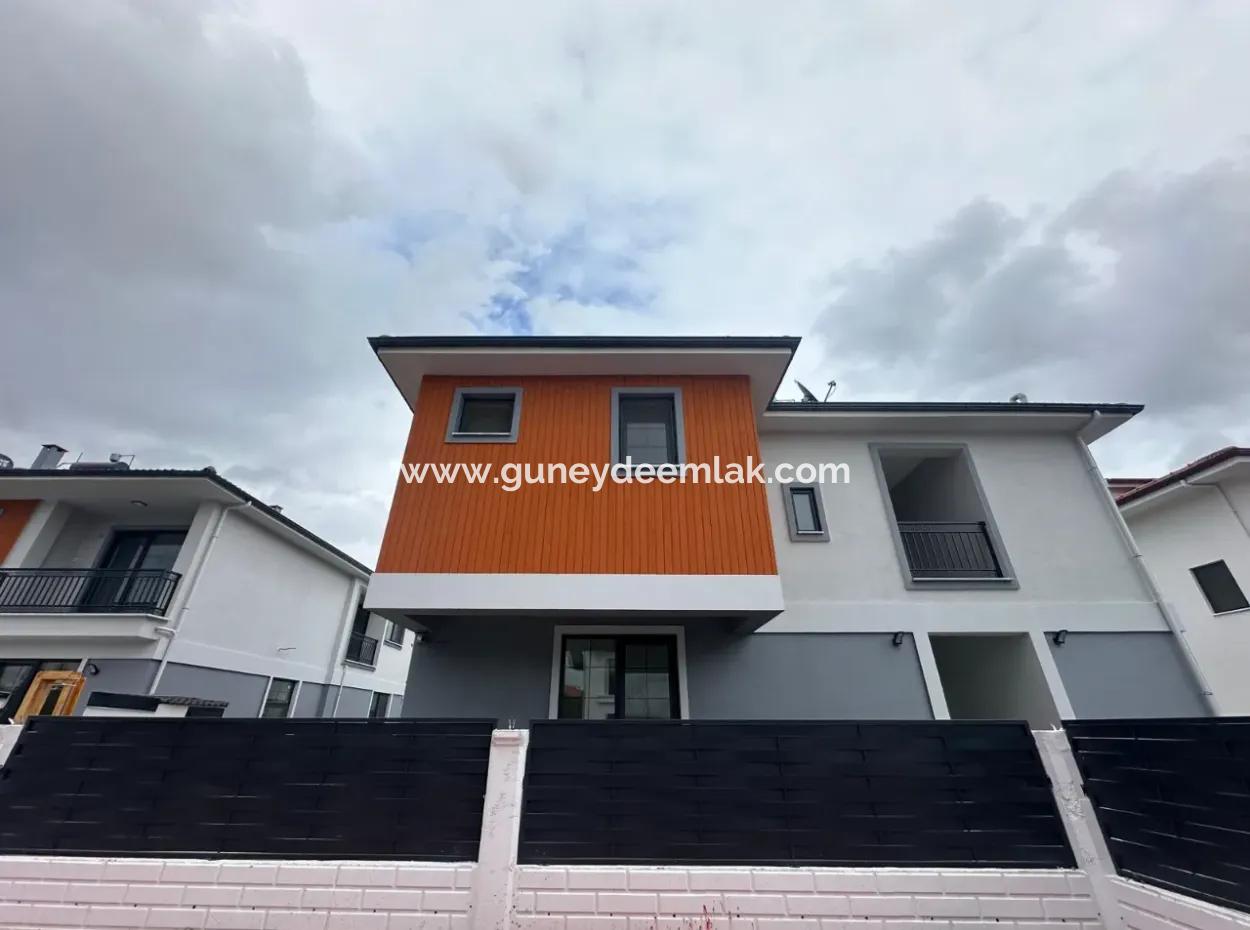 Ortacada 4 1 208 M2 Luxusvillen Zum Verkauf