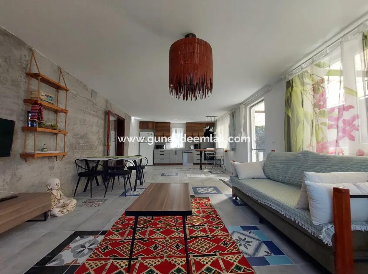 Auf 400 M2 Grundstück In Ortaca Okçular, 100 M2 2 1 Freistehendes Möbliertes Haus Mit Schwimmbad Zu Vermieten