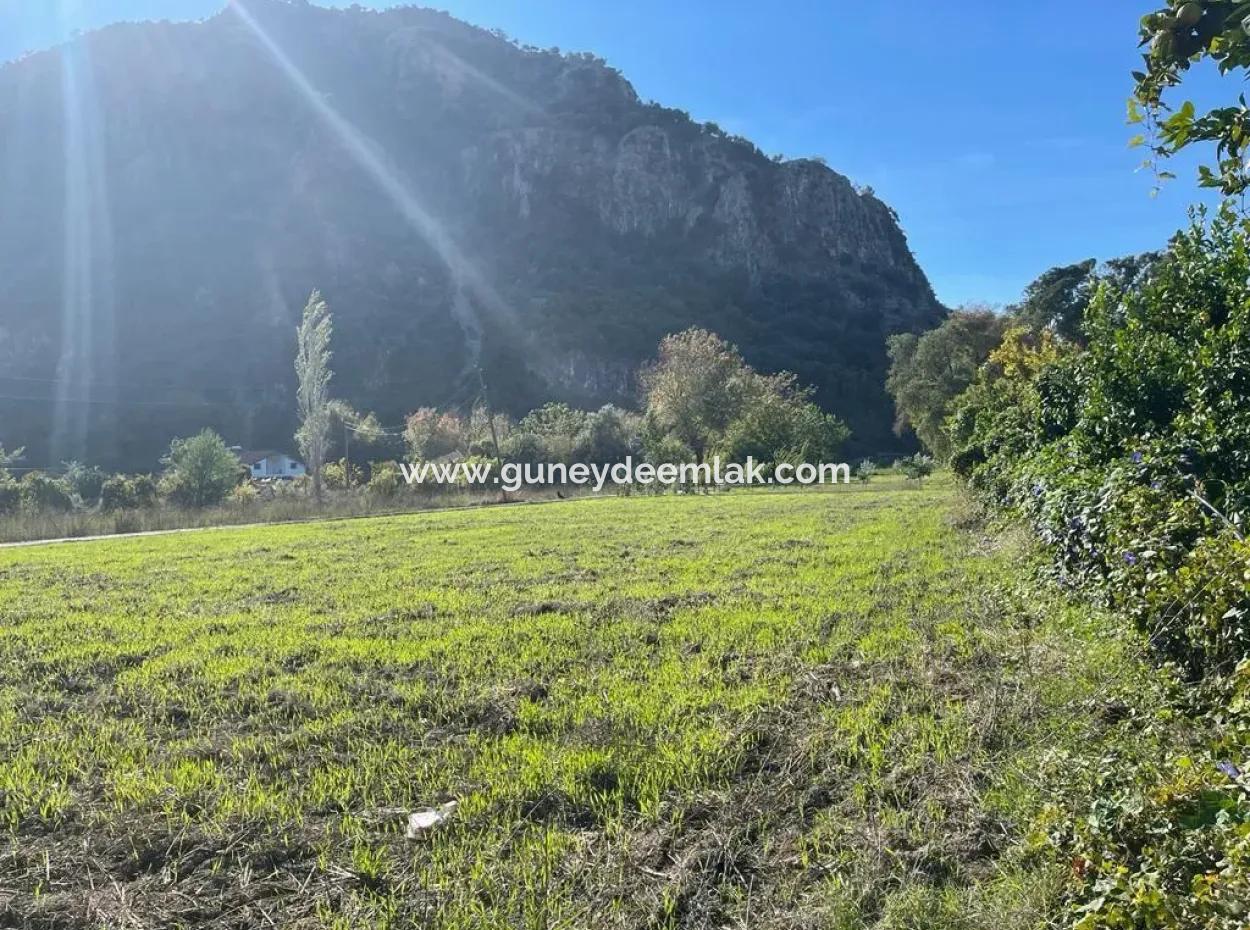 533 M2 Freistehendes Grundstück, Das Für Investitionen Im Bebauungsplan In Okçular Geeignet Ist, Zu Verkaufen