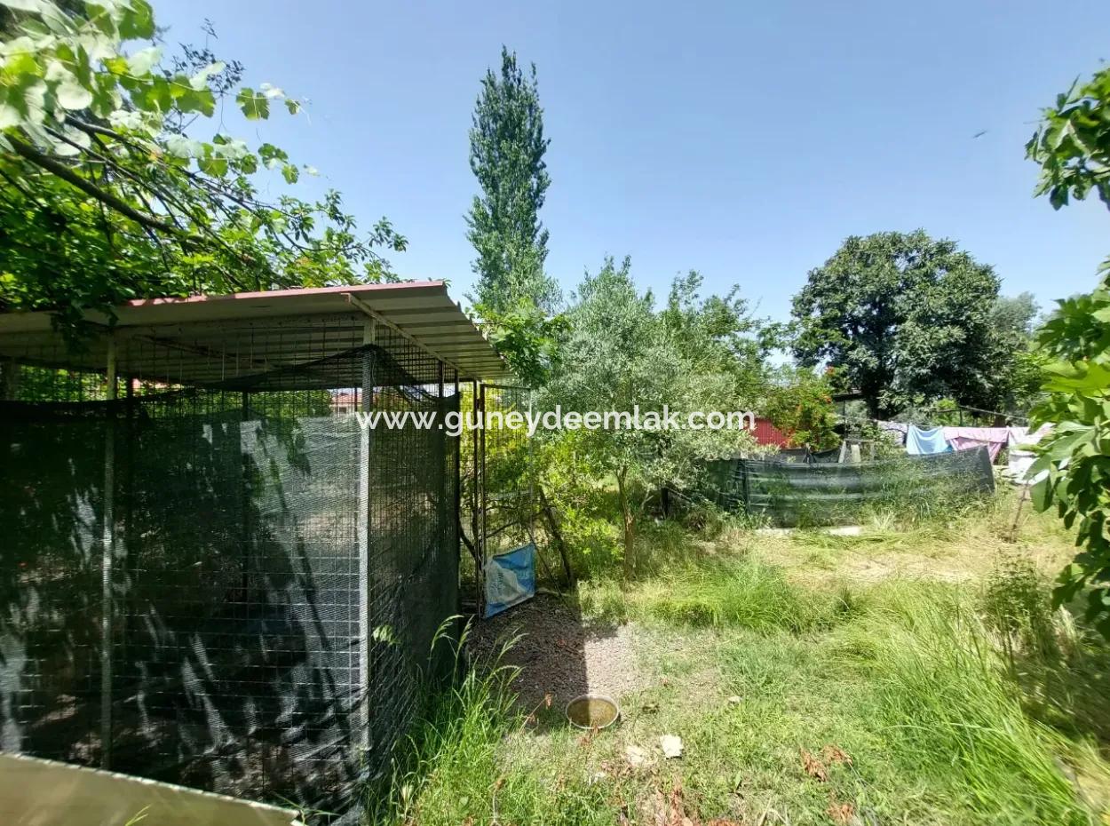 500 M2 Grundstück Mit Rızai-Trennwand In Ortaca Kemaliye Zum Notverkauf