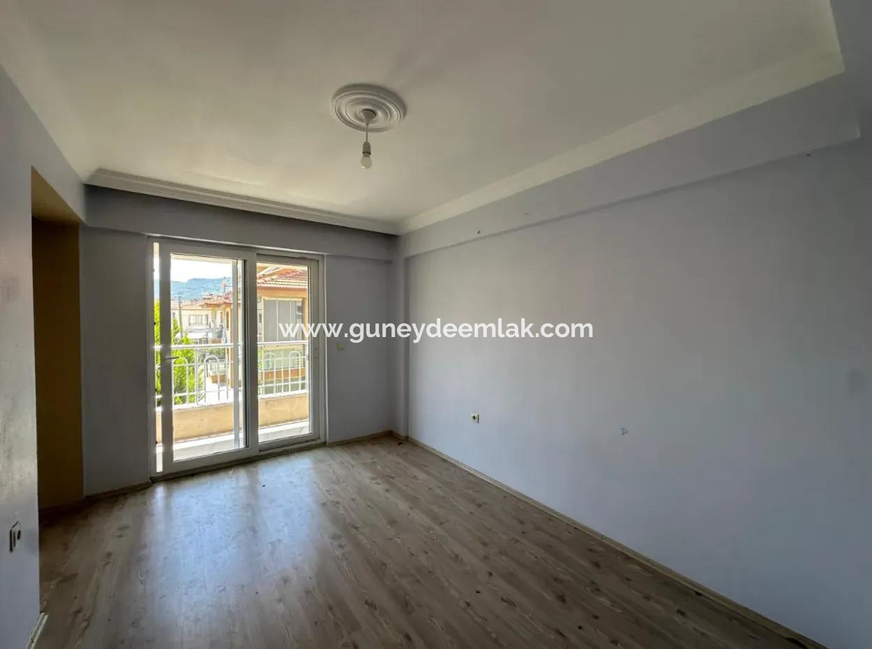 3 1 Wohnung Im 2. Stock Zu Verkaufen In Ortaca Cumhuriyet