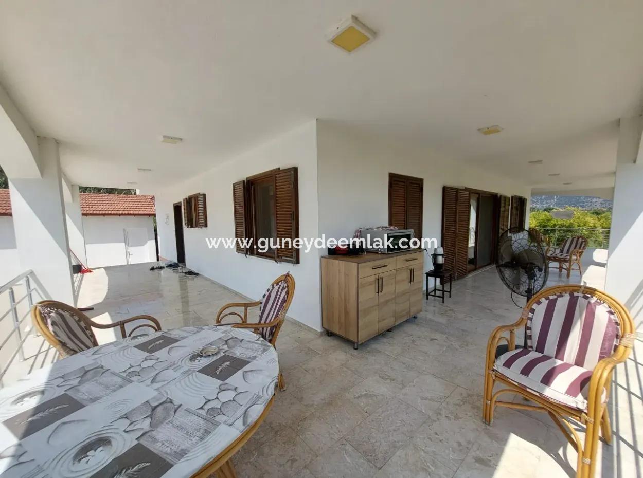 Luxus-Triplex Mit Swimmingpool Im 7 500 M2 Großen Granatapfelgarten In Mugla Dalyan