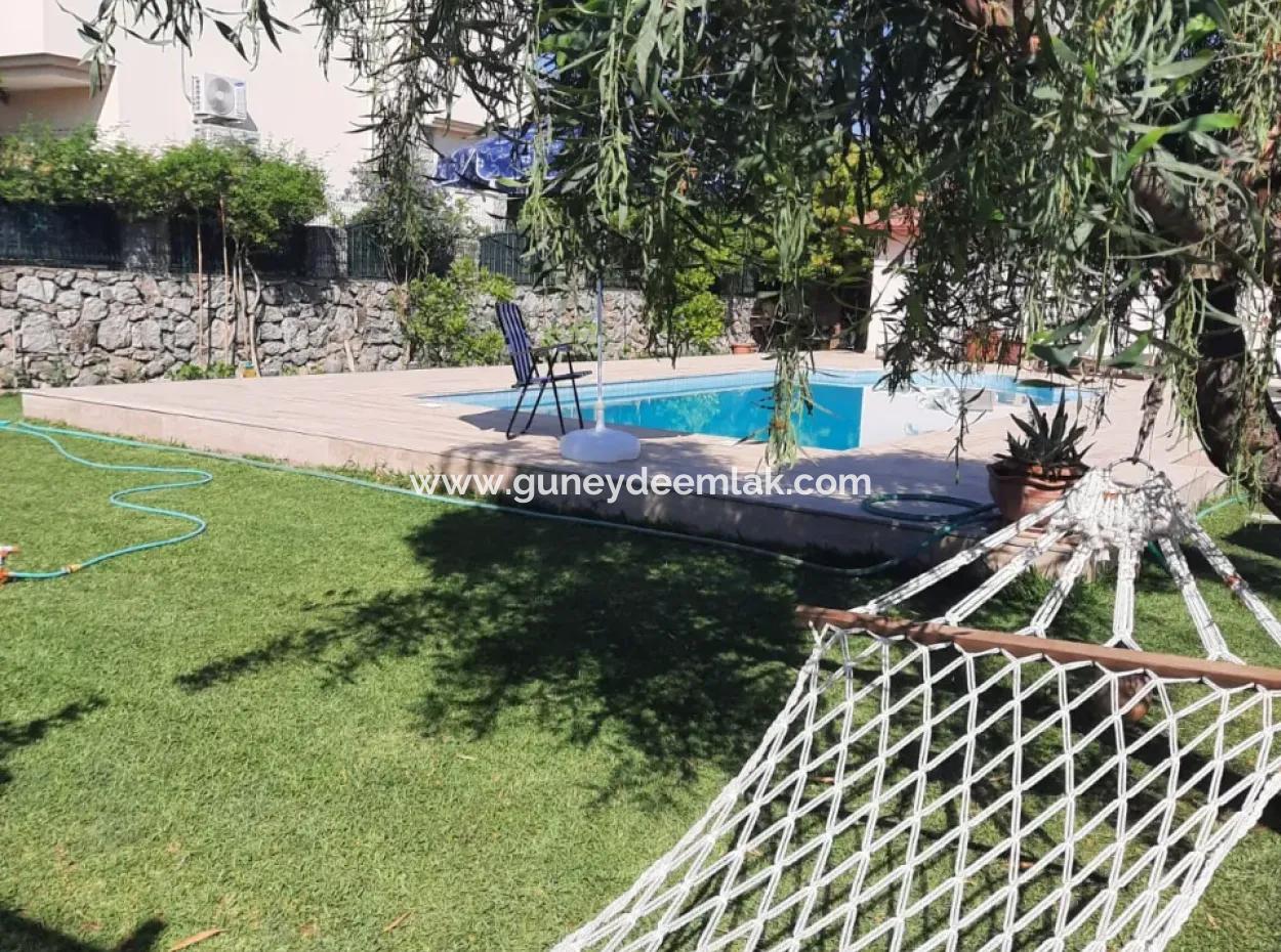 3 In 1 Maisonette-Villa Mit Pool Auf 780 M2 Grundstück Im Dalaman Zentrum