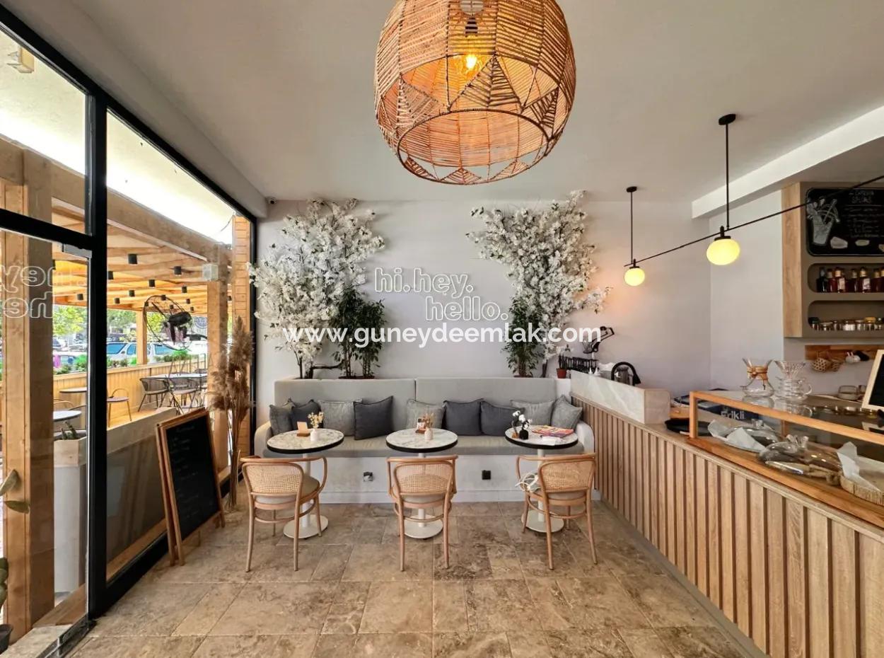 Luxuscafé Zu Vermieten In Der Belebtesten Straße Von Ortaca.