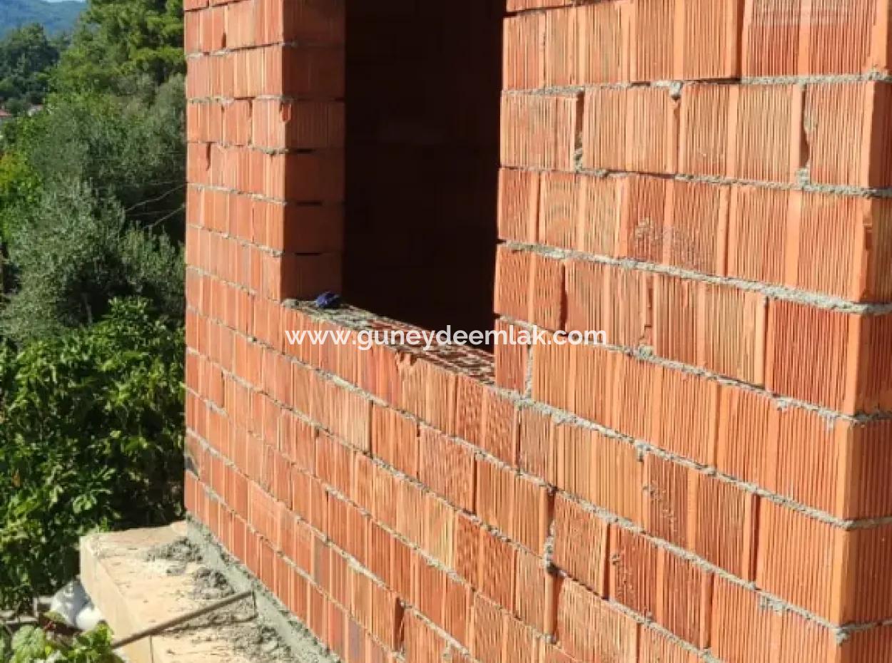 Schnäppchenhaftes Dorfhaus Zum Verkauf Auf 405 M² Freistehendem Grundstück In Ula Karabörtlen, Muğla