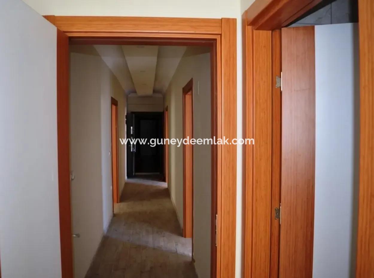 Wohnung Zum Verkauf In Dalaman In Der Mitte, 3 Null, 1, 155 M2