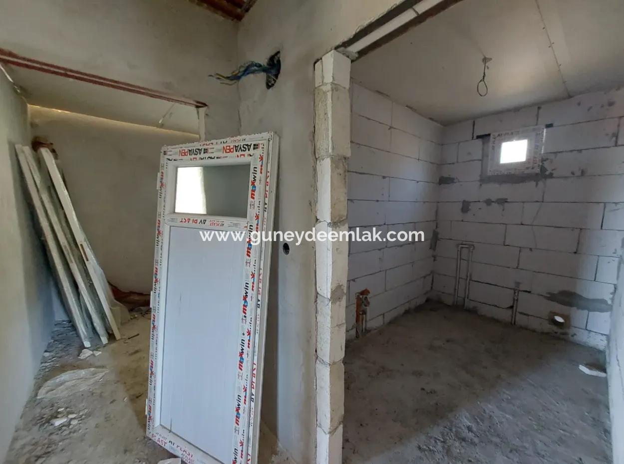 Auf 763 M2 Grundstück In Ortaca Gökbel, Rohbau 70 M2, 2 1 Fertighaus Zu Verkaufen