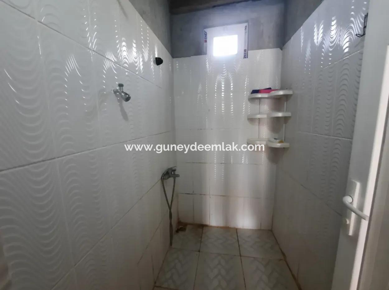 2 1 Häuser Und 200 M2 Scheune Auf 5 000 M2 Freistehendem Grundstück In Çameli Kızılyaka Zu Verkaufen