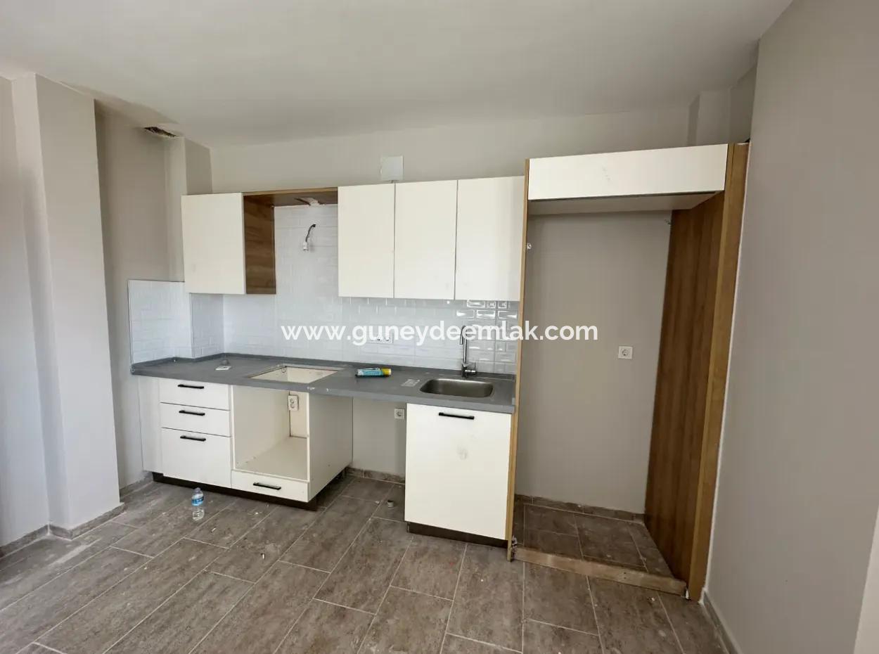 Zu Vermieten 2 1 Wohnung Mit Pool In Ortaca Karaburun