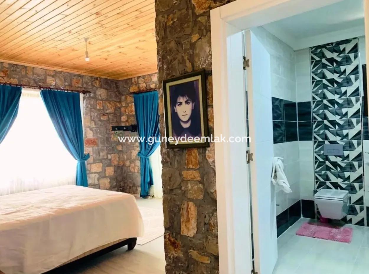 Mieten Möblierte Freistehendes Haus Aus Stein, Bogenschützen Null Marmarli