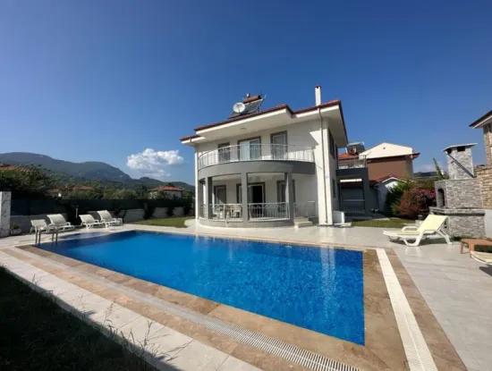 4 1 Villa Mit Privatem Pool In Dalyan Langzeitmiete