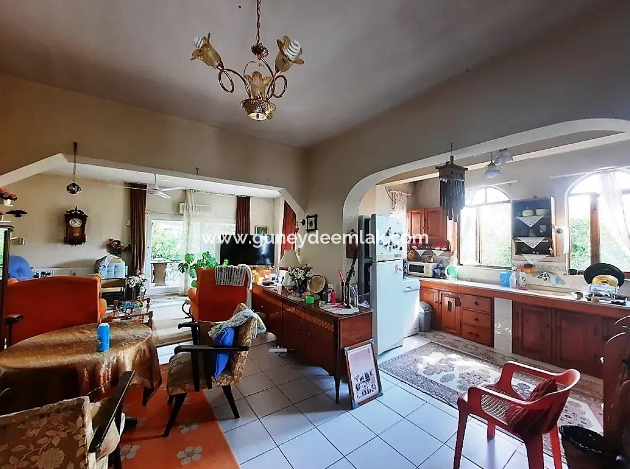 2-Storey House And Old Village House For Sale On 1532 M2 Plot In Köyceğiz Topar