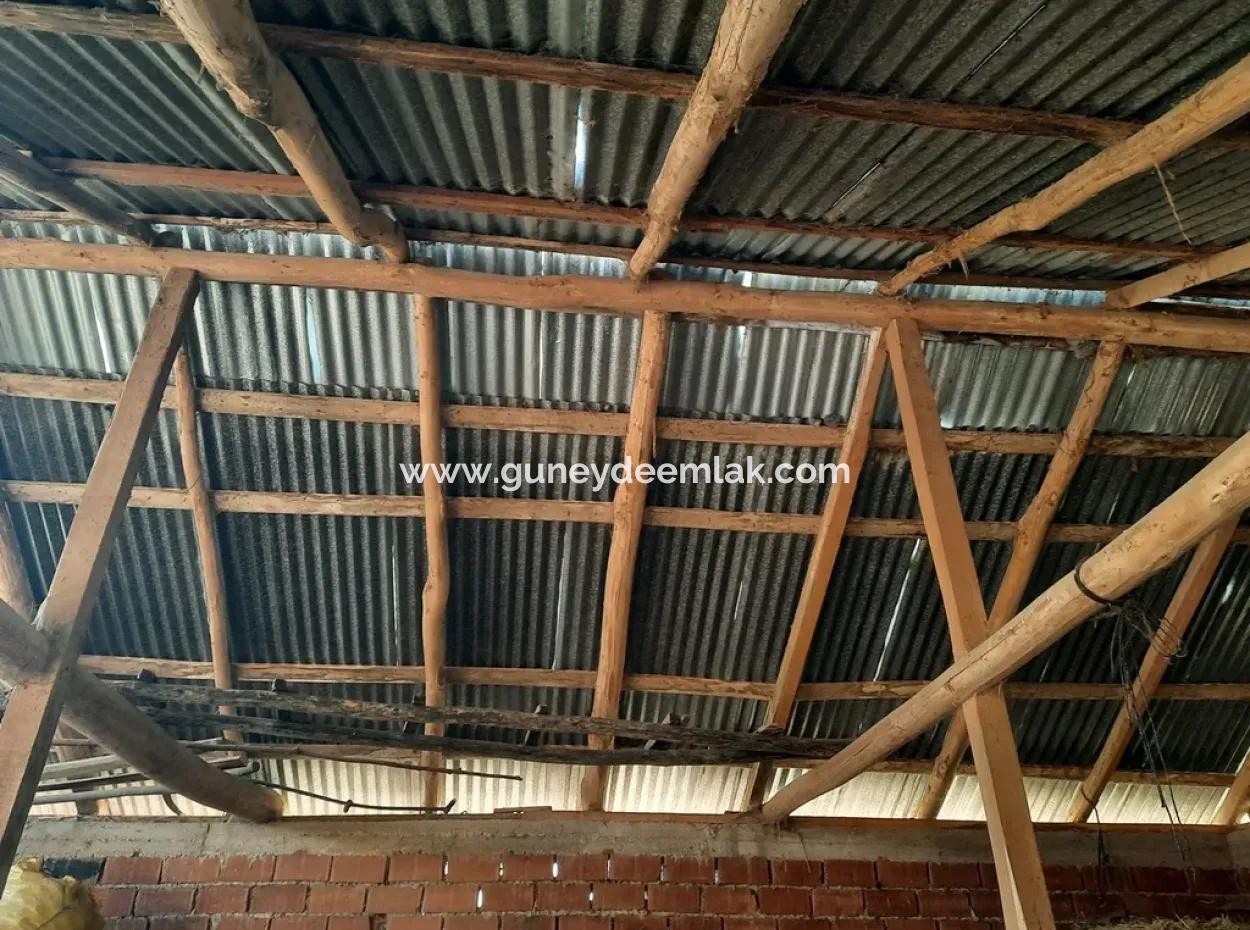 Çameli Cevizli Bargain Barn And 2650 M2 Land For Sale