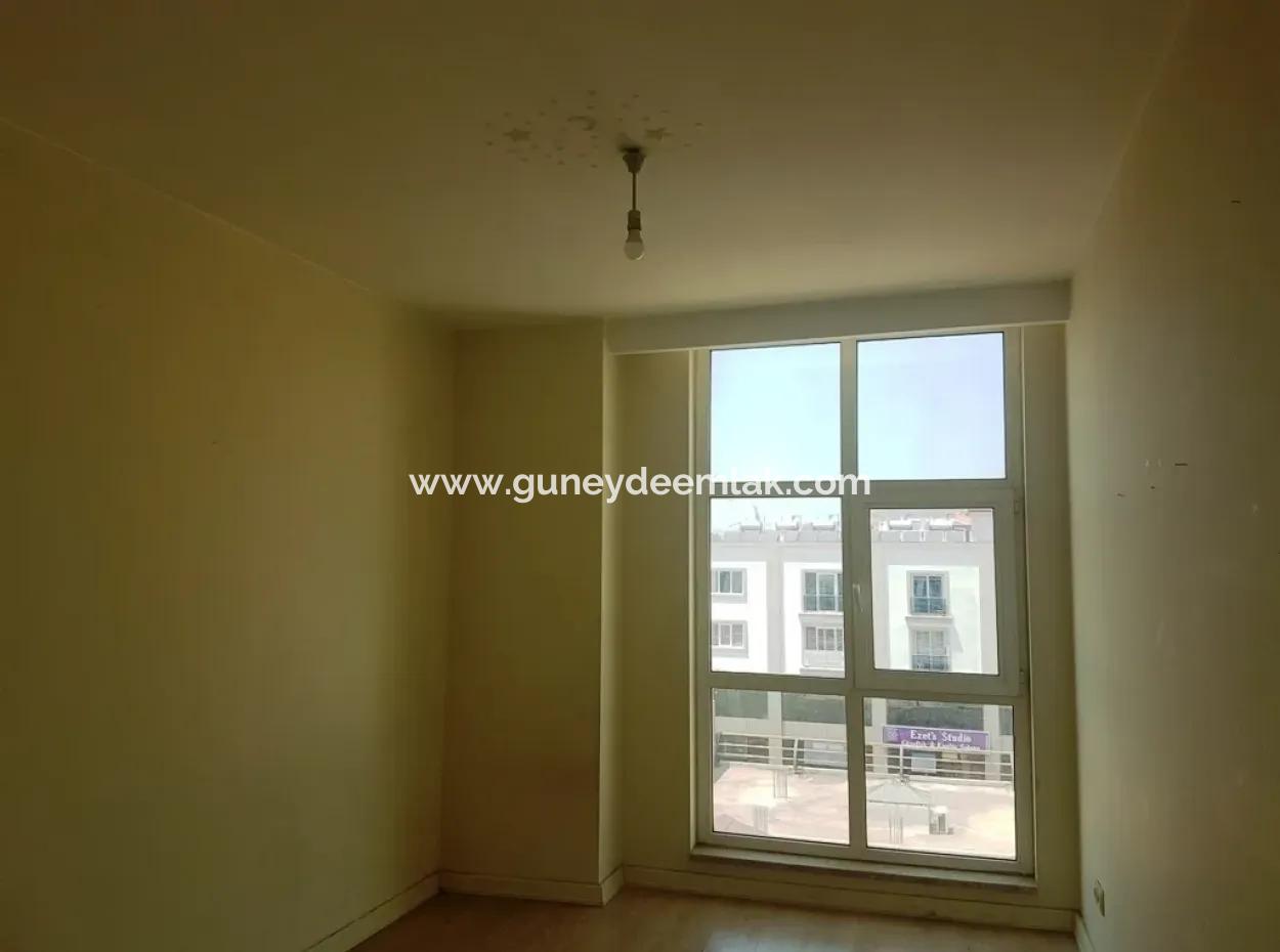 Luxury Apartment For Sale In Oriya