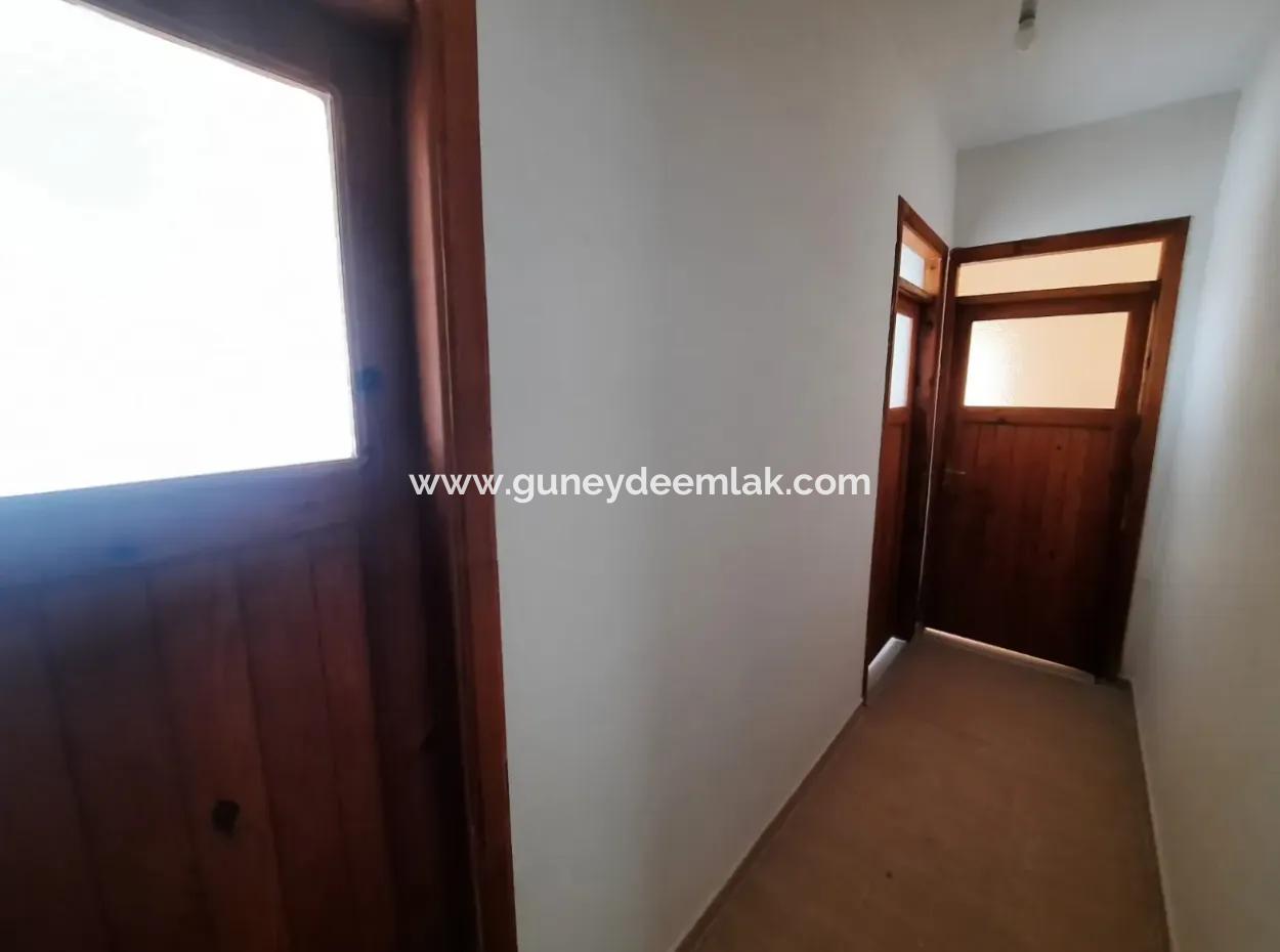 Unfurnished, Retirement Rent 3 1, 100 M2 Ground Floor Apartment In Ortaca Kemaliye