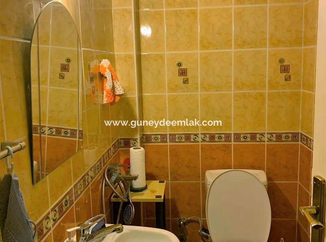 1 Villa With 1 Apartment For Sale In Köyceğiz Ulucami