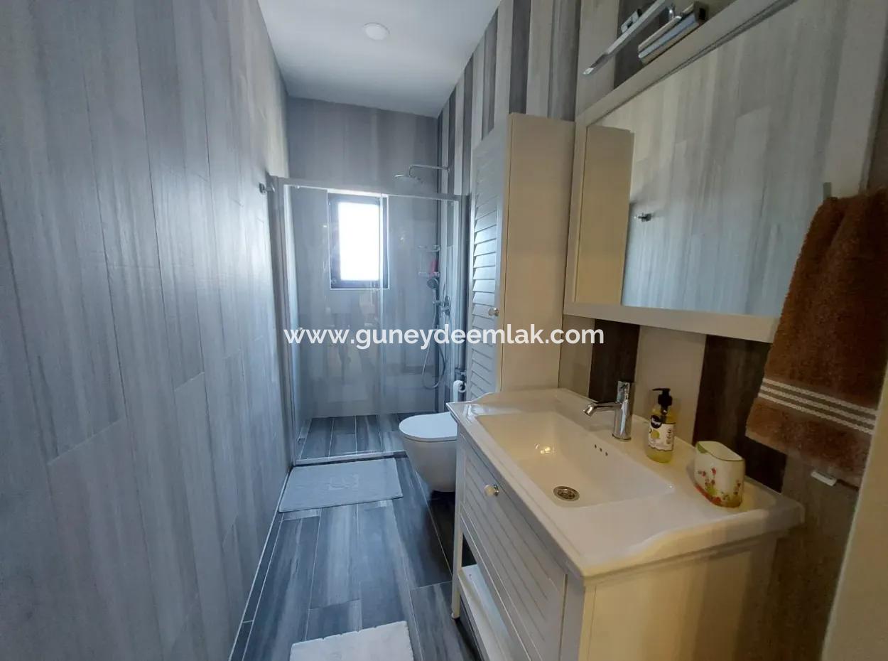 8 Brand New Villas On A 2.600 M2 Detached Plot By The Canal In Muğla Dalyanda For Rent For Tourism Business