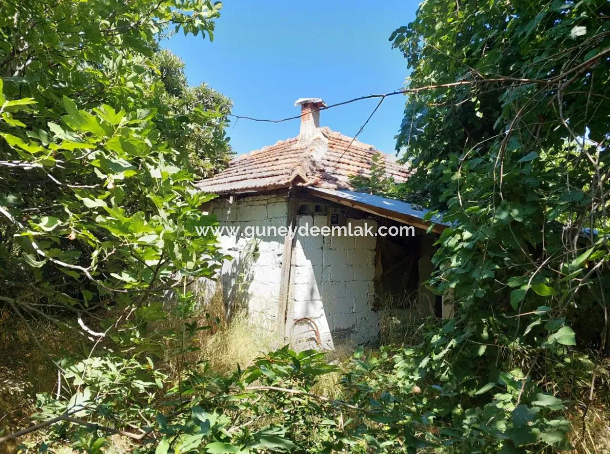 Ortaca Ekşiliyurt 1 900 M2 2 Village Houses And Barns For Sale