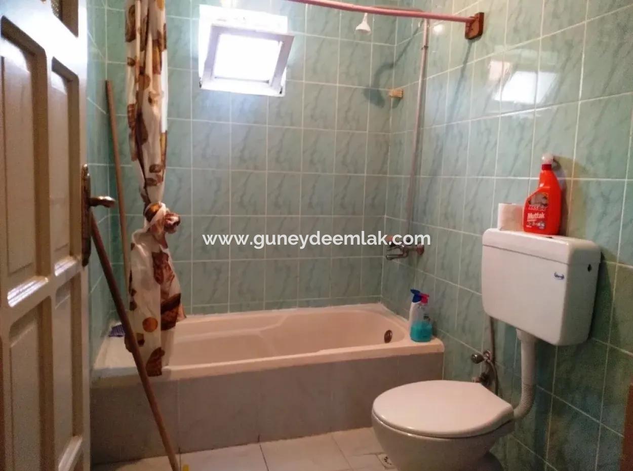 Oriya For Sale, Bargain Or Barter Detached 2 Apartment