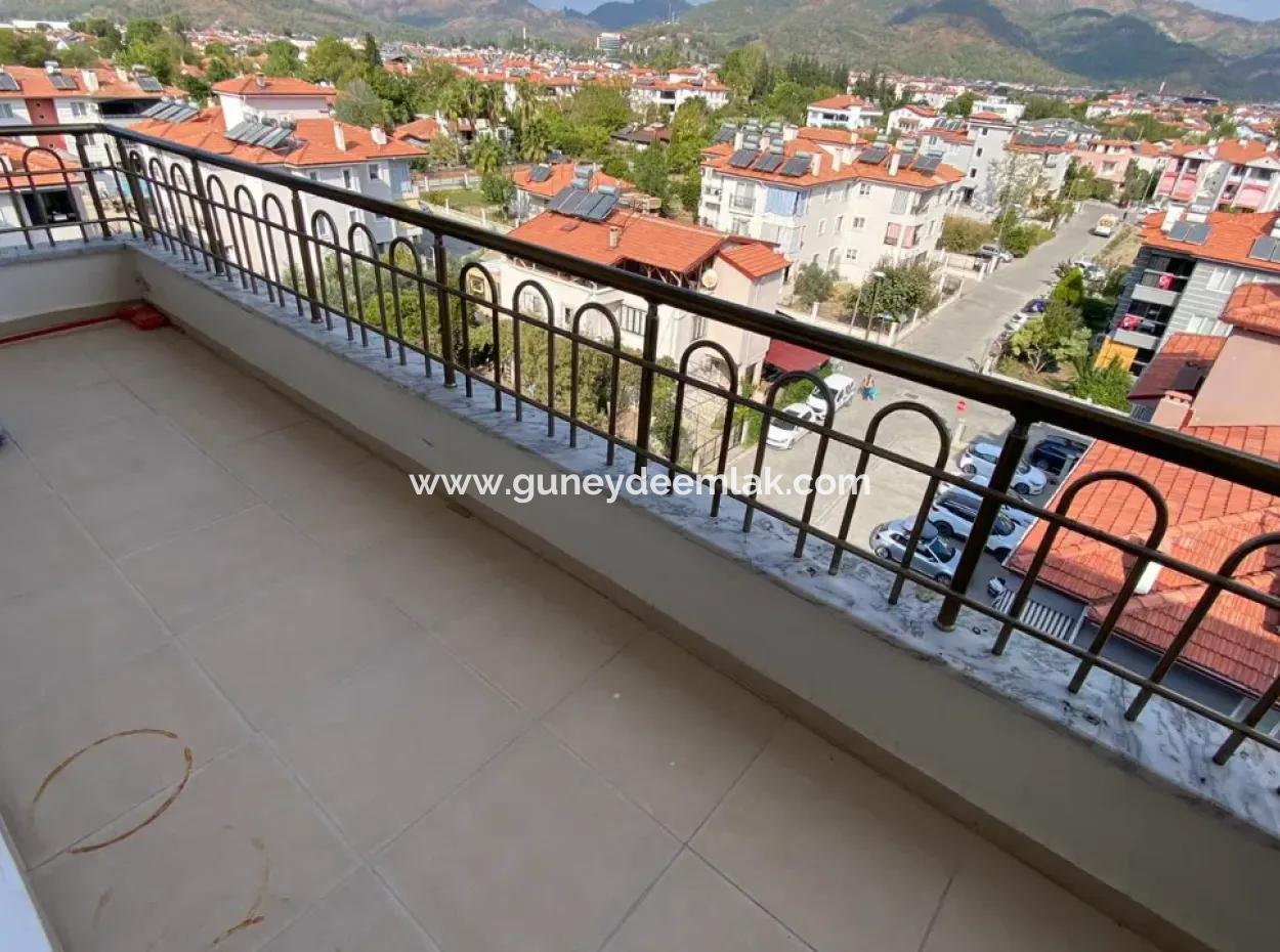 For Sale In The Center Of Ortaca 3 1 165M2 Apartment With Heating.
