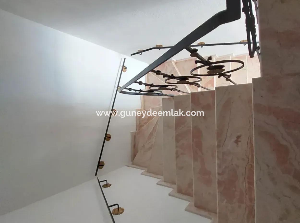 Houses On 3.500 M² Land Suitable For Tourism Investment In Muğla Dalyan For Sale