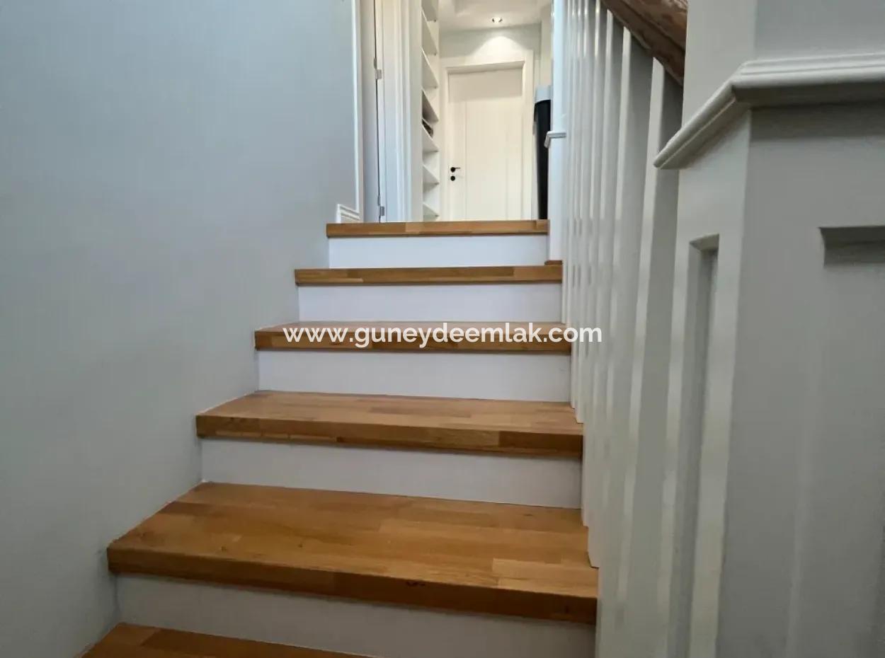 Ortaca Karaburun Neighborhood 4 1 Duplex Flat For Sale