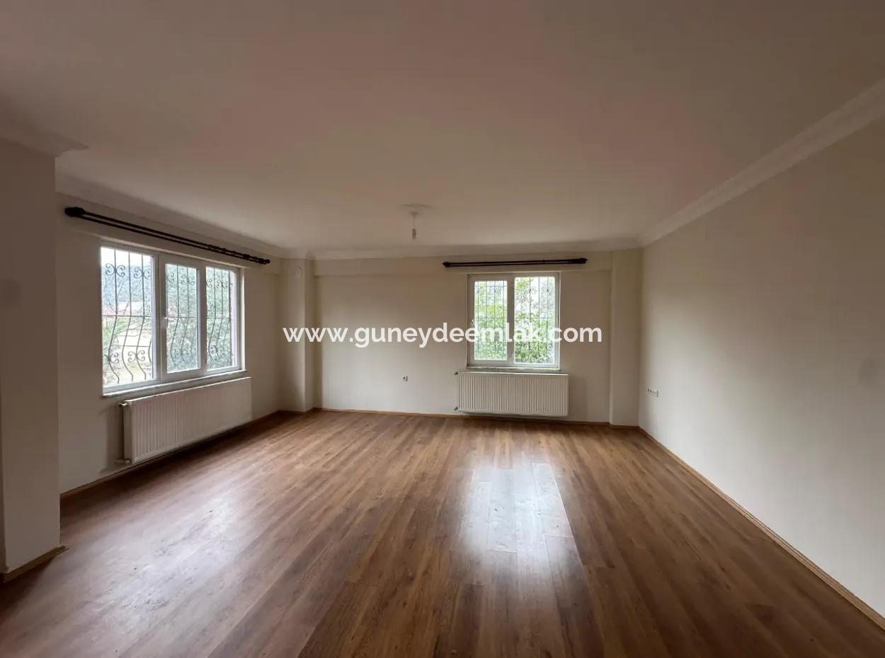 3 1 Spacious Apartment For Rent In Ortaca Cumhuriyet