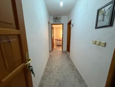 A Detached 2.5-Storey Building On The Dalyan Road In Ortacada Is For Sale.