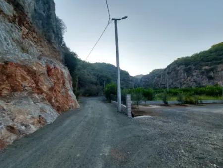 1.300 M2 Detached 250M2 Residential Zoned Land For Sale In Muğla, Ortaca, Karadonlar