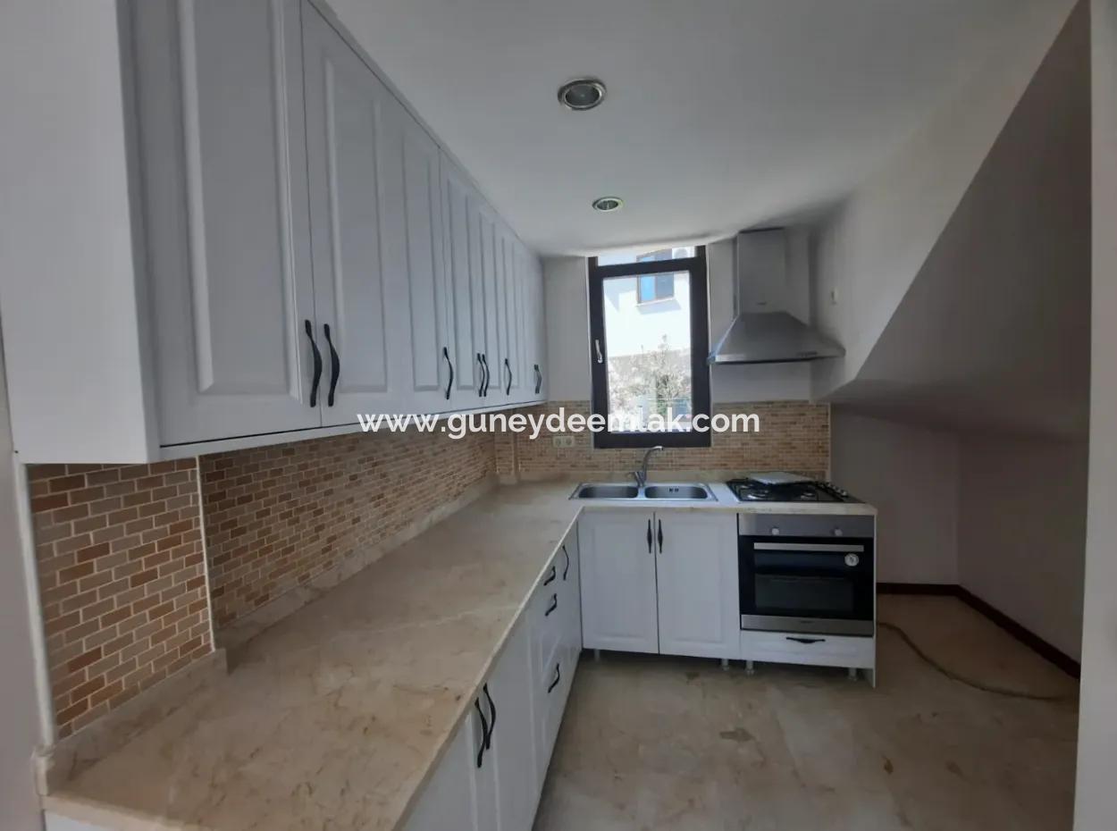 Muğla Ortaca Dalyanda Yüzme Havuzlu 3 Tripleks Villa Komple Satılık