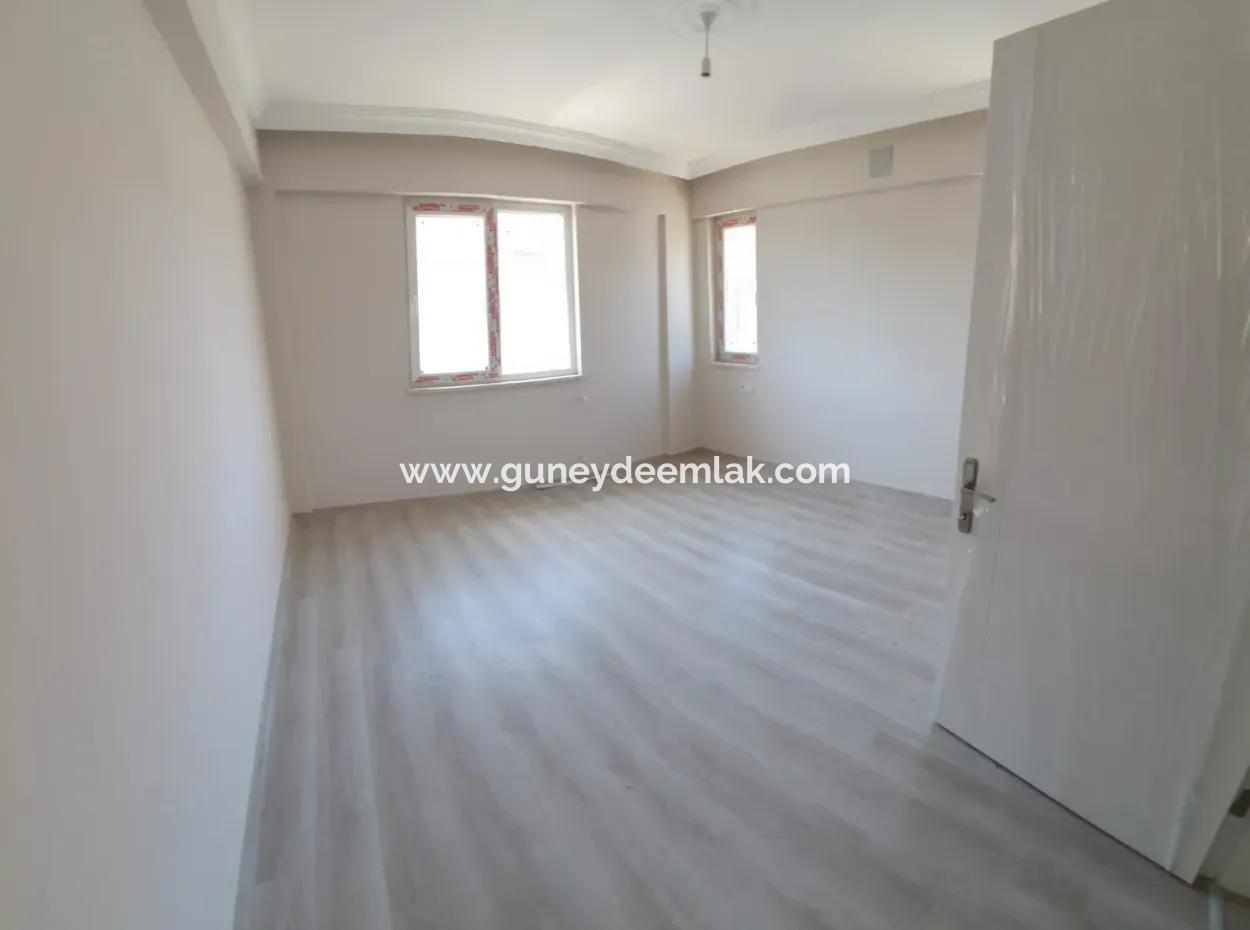 Ortaca Cumhuriyet Mahallesinde Merkeze Yakın 3+1 Sıfır Daire Satılık