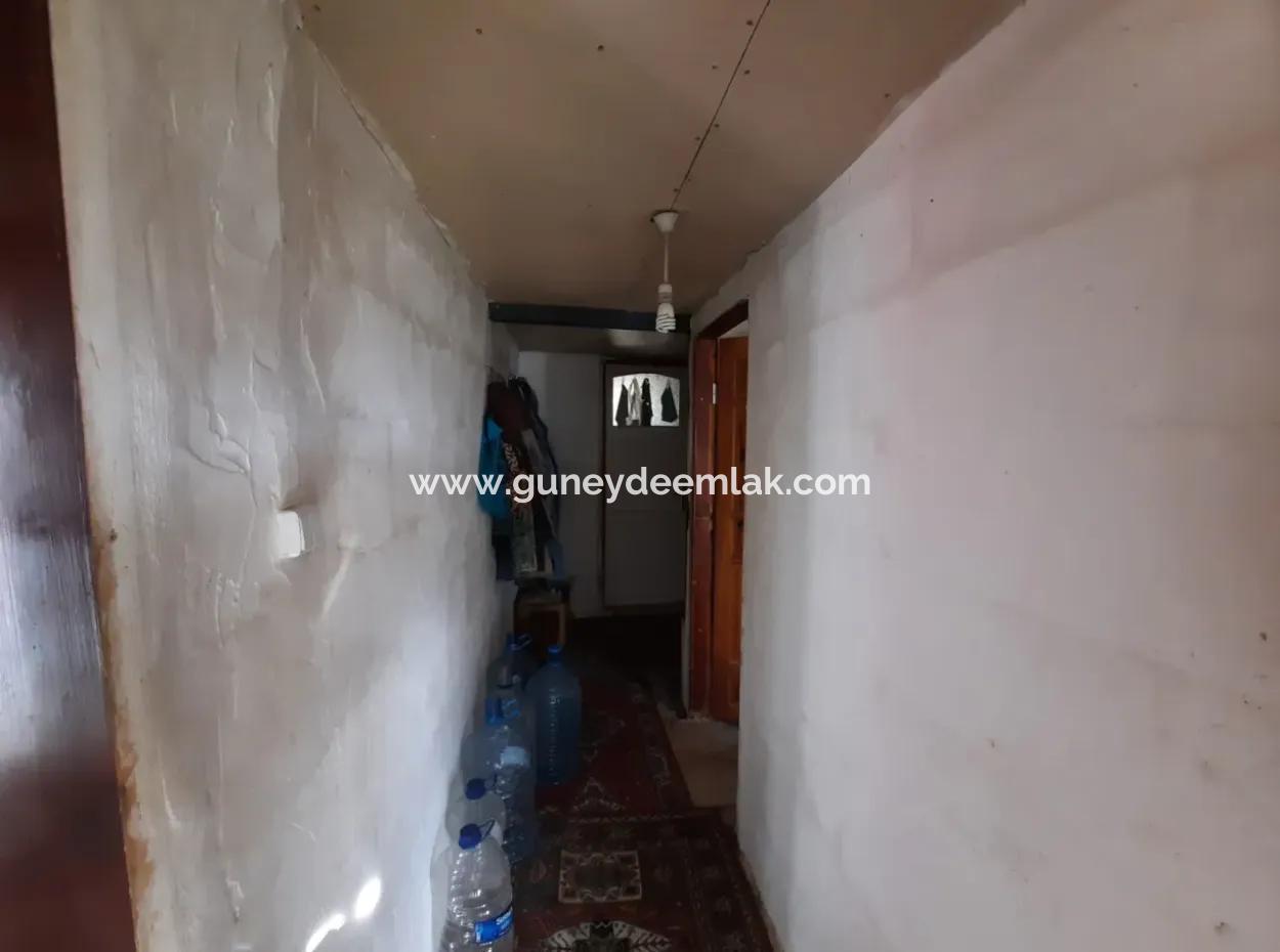 Göcek Gökçeovacıkta Deniz Manzaralı 11,650M2 Müstakil Arazi Ve 1+1 Ev Satılık