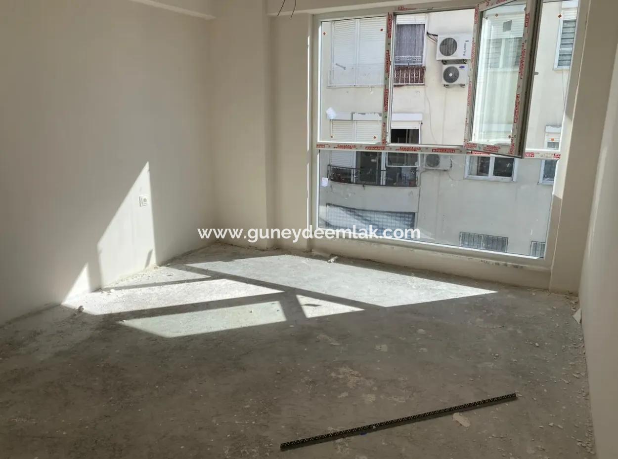 Ortaca Merkezde 1+1 Sıfır Ofis Daireler Satılık