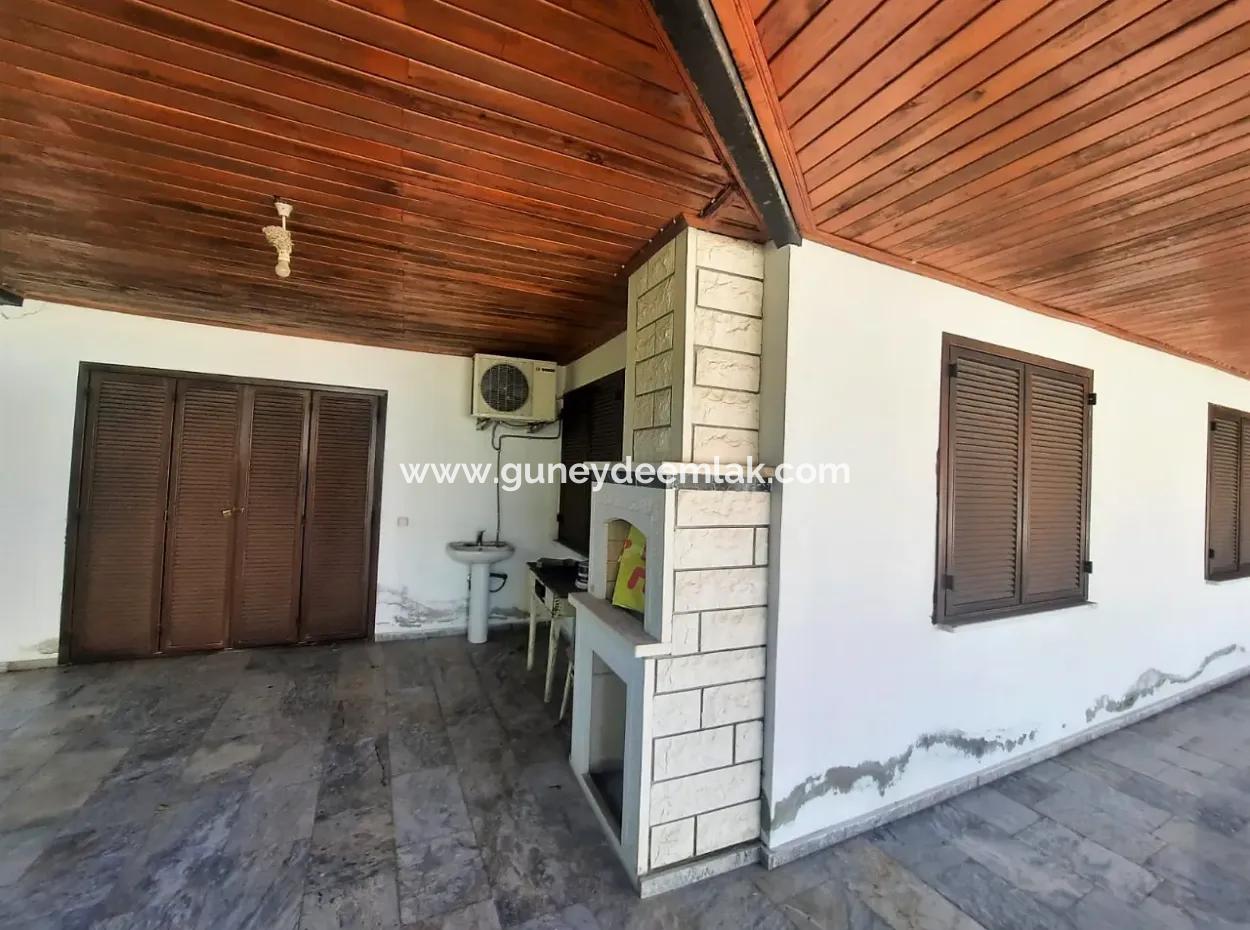 Köyceğiz Döğüşbelende 5179 M2 Bahçe İçinde 2 Adet Müstakil Ev Satılık