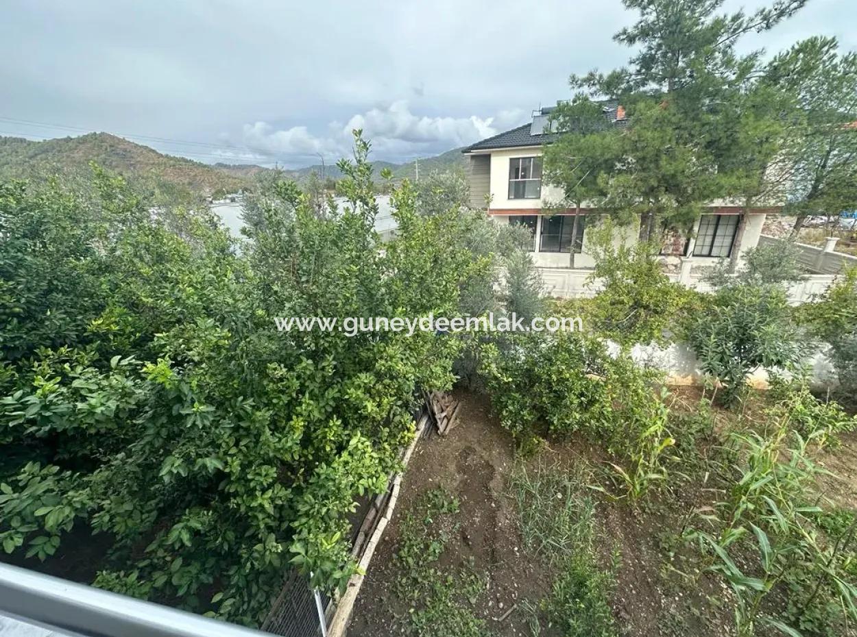 Ortaca Merkezde 474 M2 Arsa İçinde Satılık 3 Adet Daire