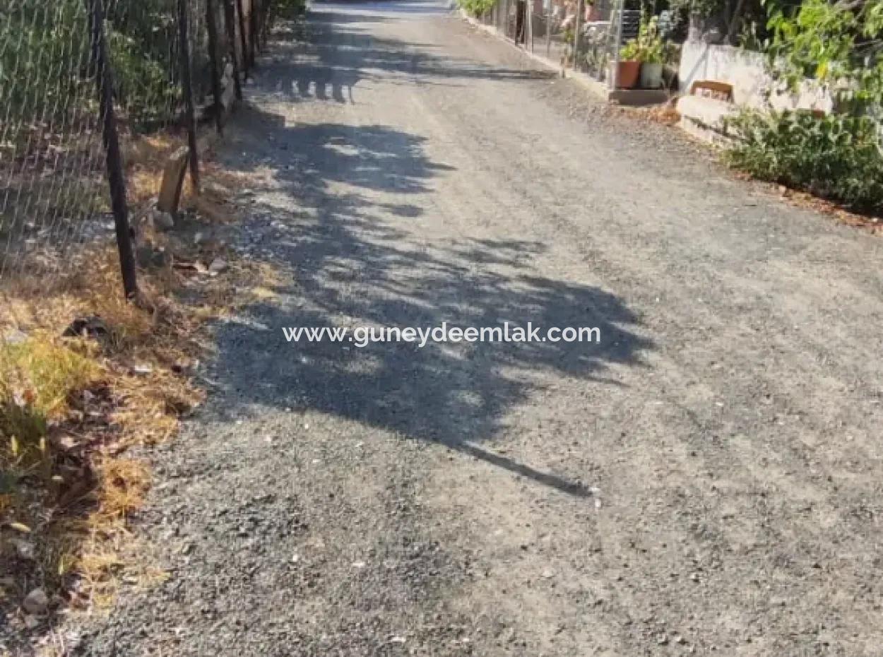 Ortaca Cumhuriyet Mah. 357 M2 Arsa İçinde 3 Katlı Ev Komple Satılık