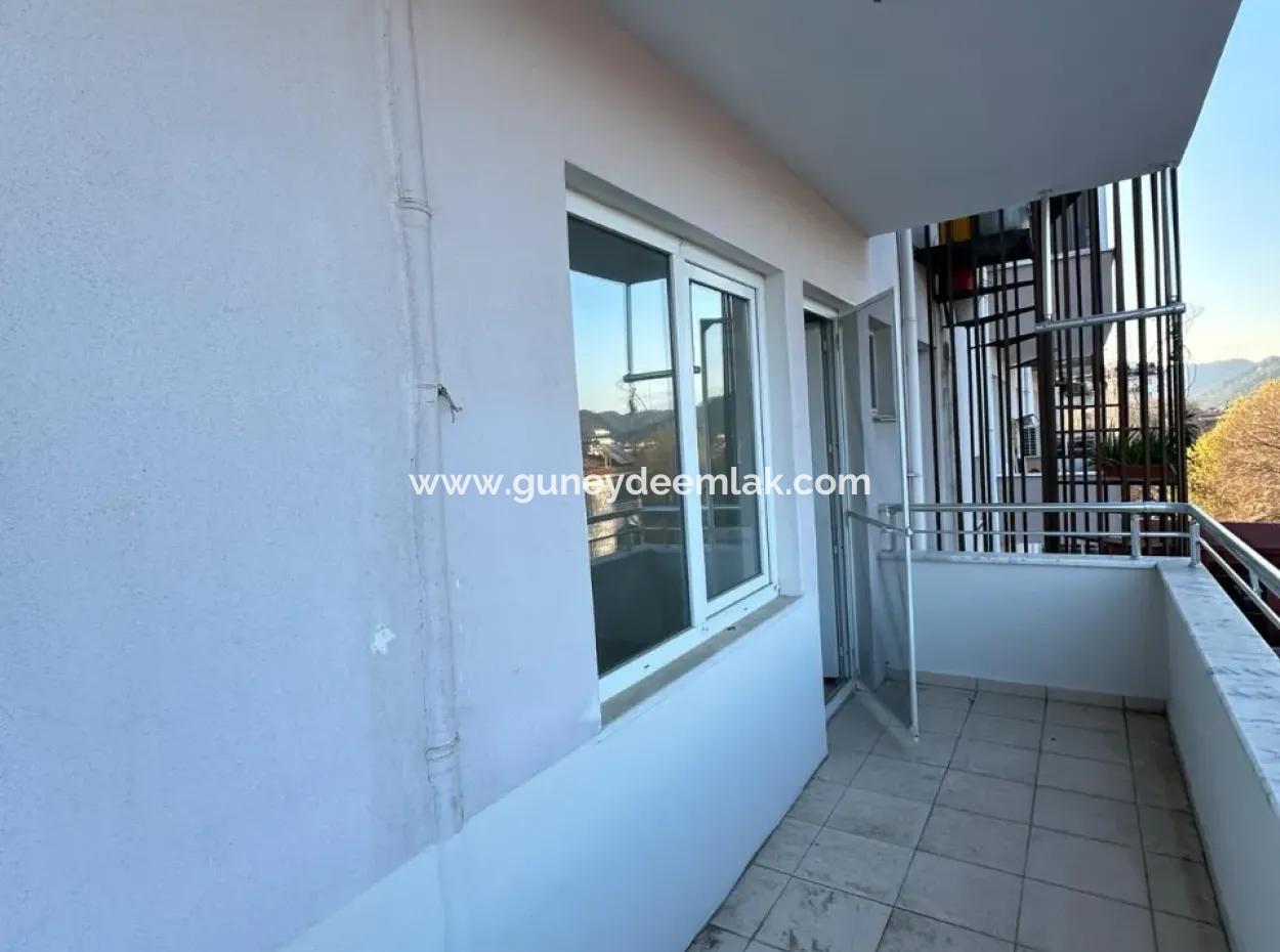 Bulvara Cephe 3+1 Kapalı Salon Ve Mutfak Daire Satılık